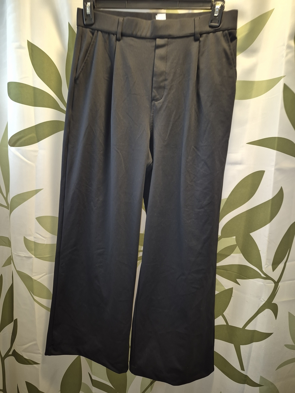 HALARA Petite Women's Wide-Leg Dress Pants in Black